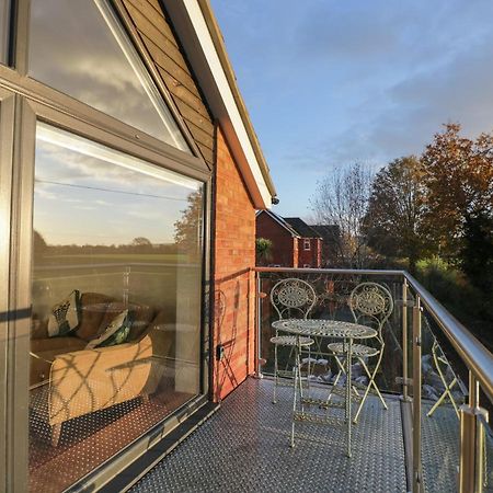 Apartmán Upper Annex Calne Exteriér fotografie